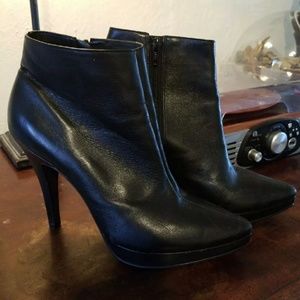 Steve Madden Ankle Boot/Heels